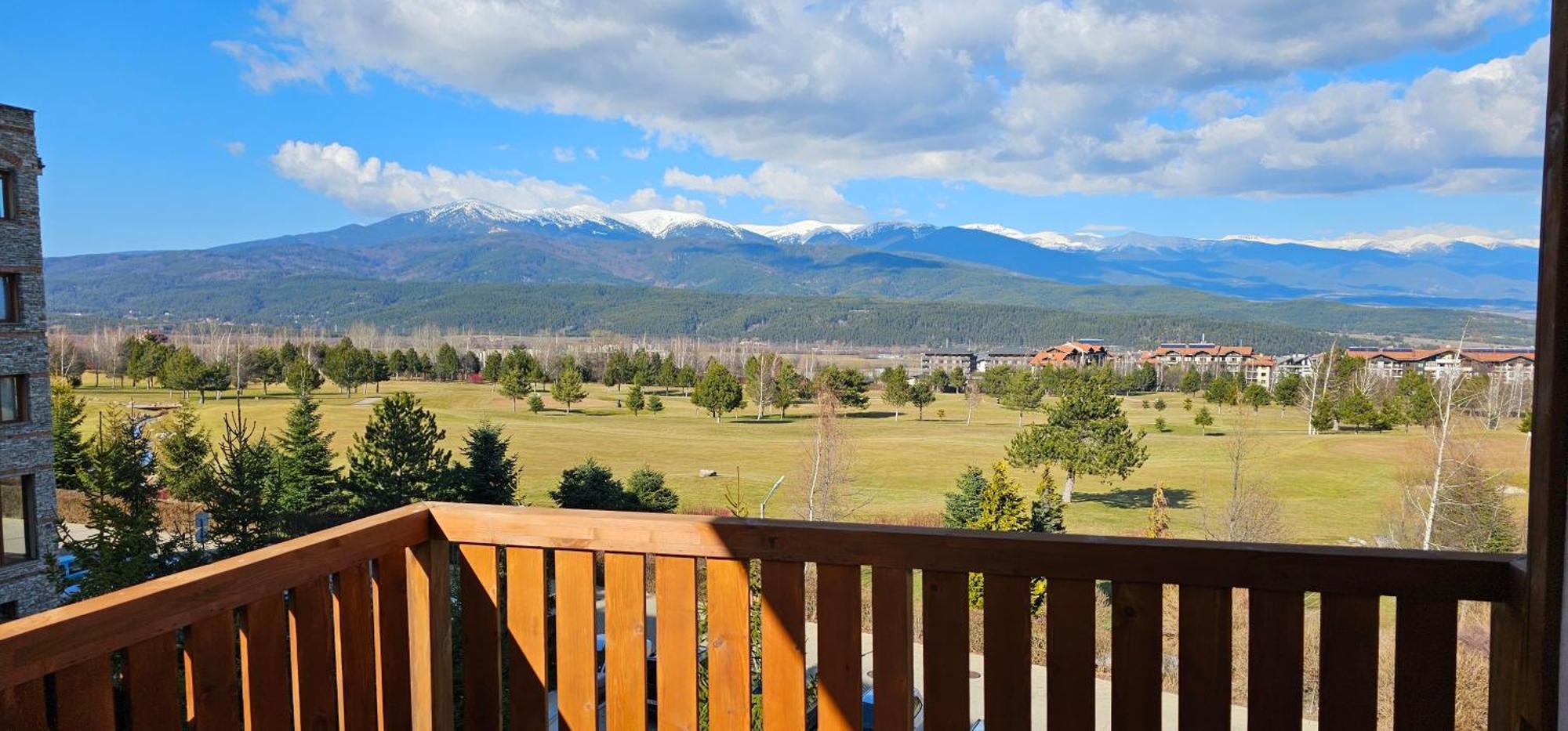 Green Peaks Suite In Pirin Golf & County Club Razlog Exterior foto