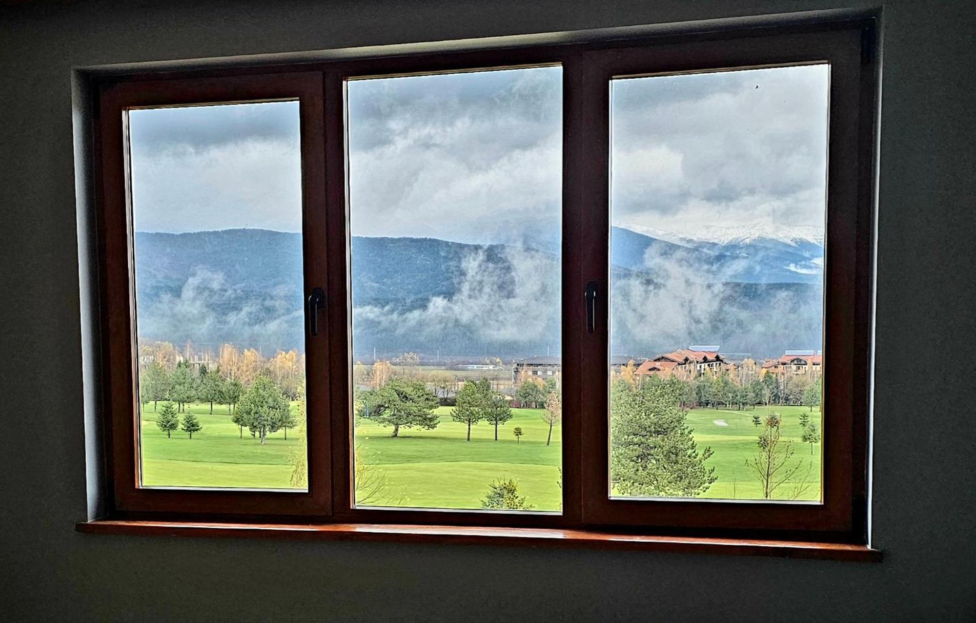 Green Peaks Suite In Pirin Golf & County Club Razlog Exterior foto