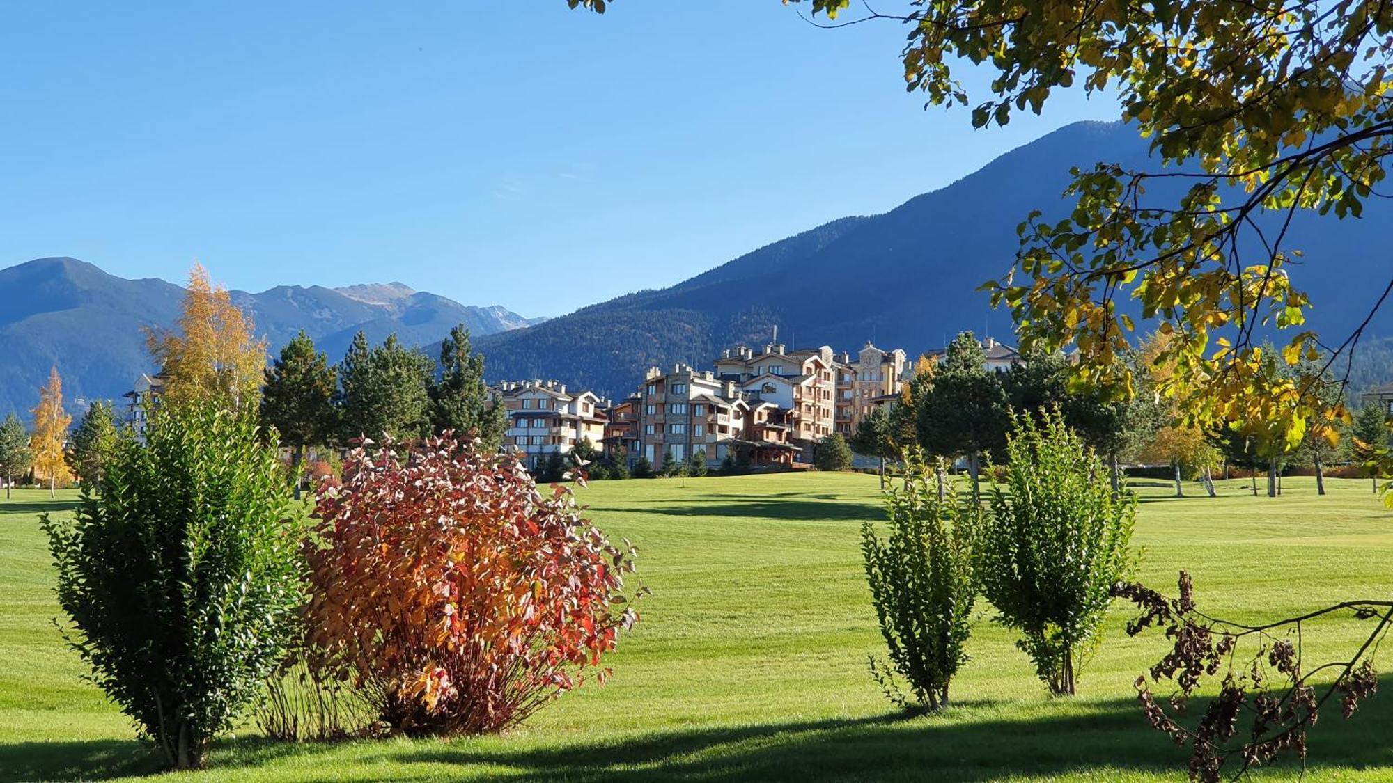 Green Peaks Suite In Pirin Golf & County Club Razlog Exterior foto