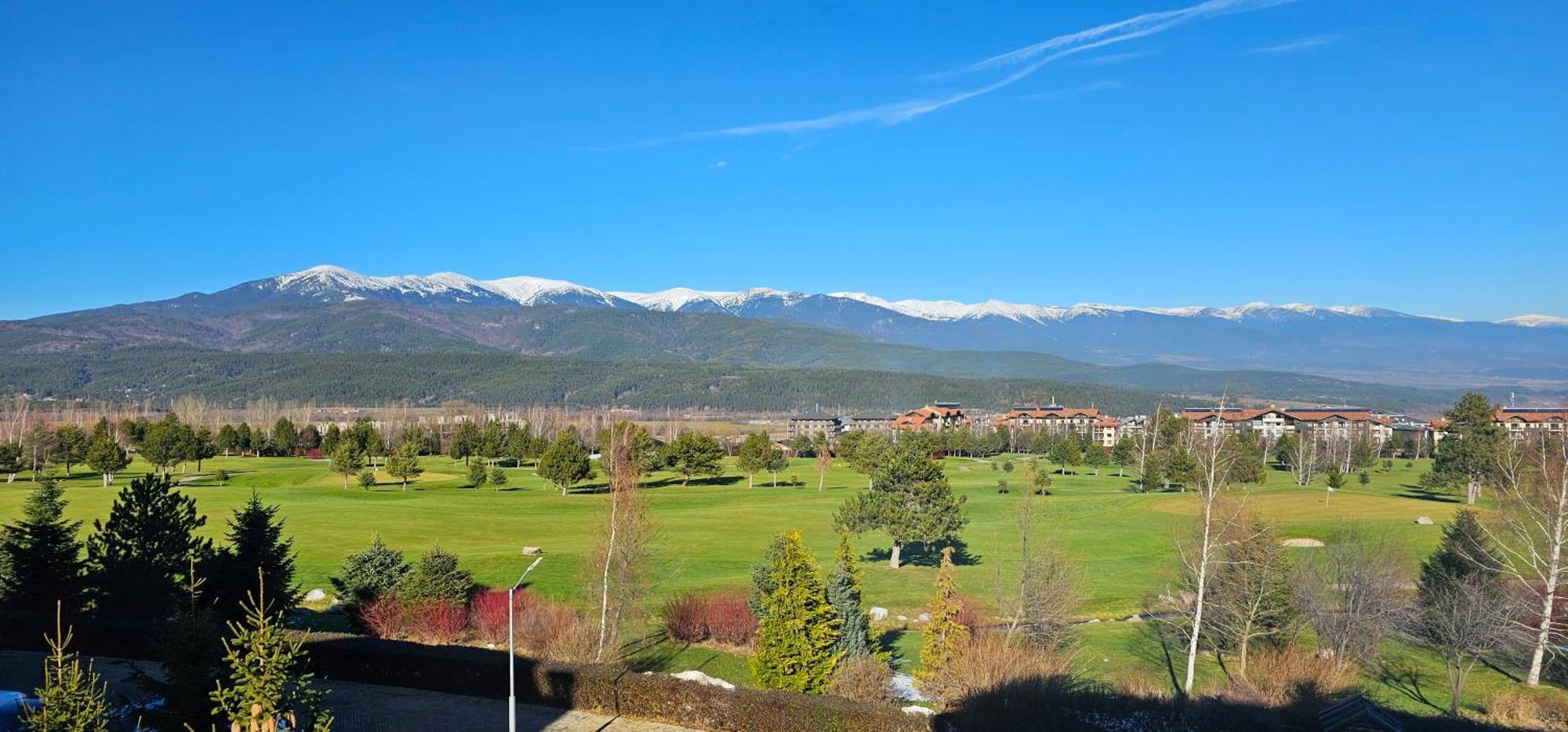 Green Peaks Suite In Pirin Golf & County Club Razlog Exterior foto