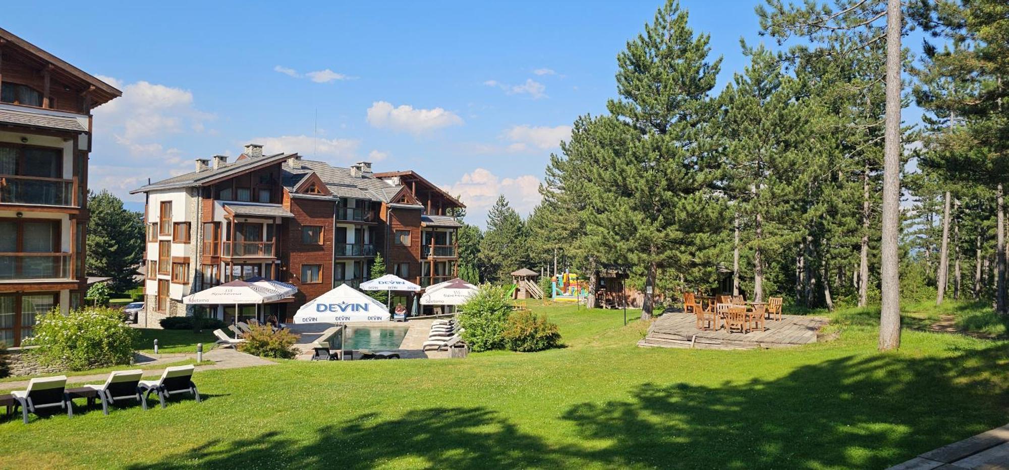 Green Peaks Suite In Pirin Golf & County Club Razlog Exterior foto